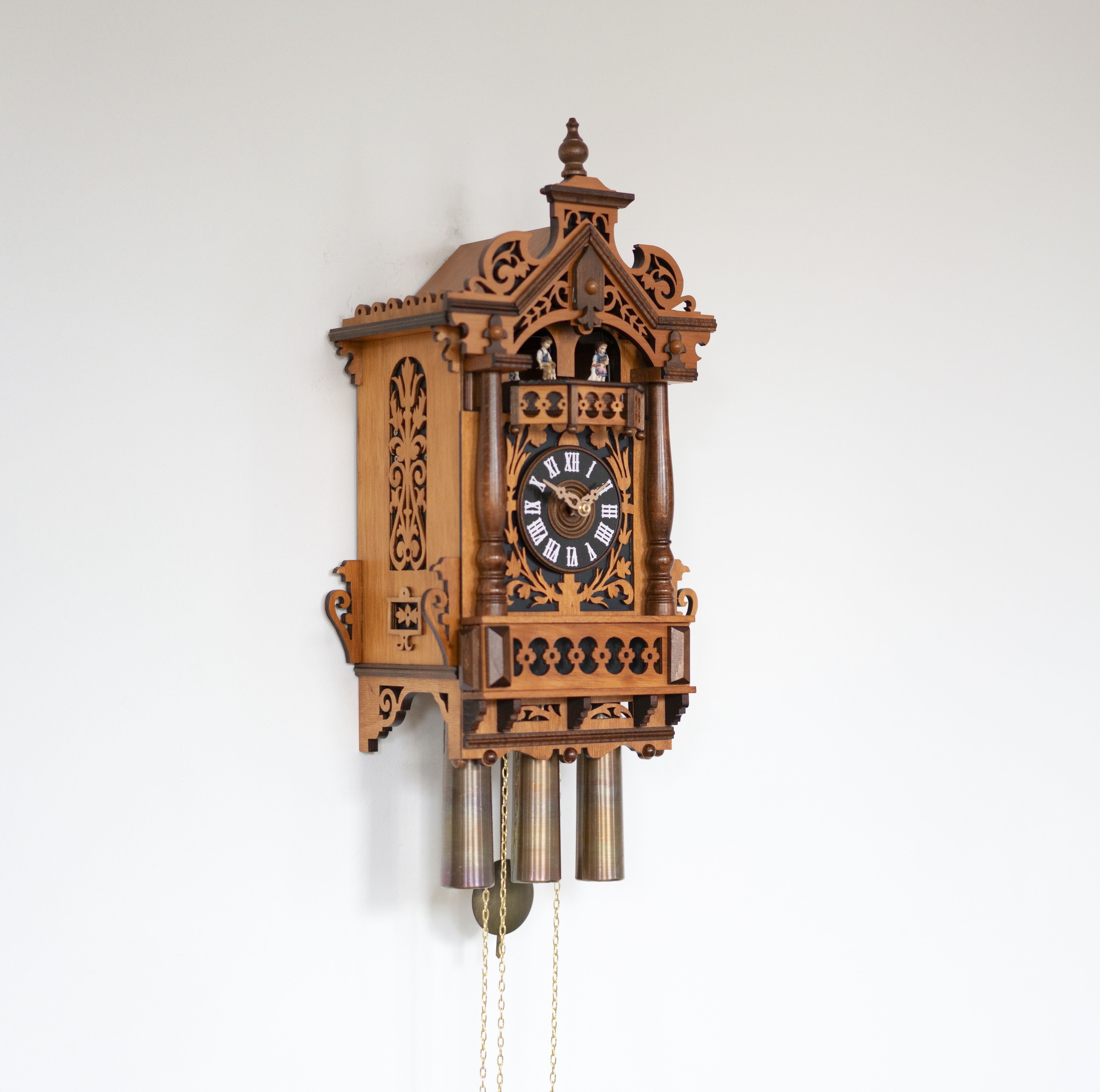 TRADITION - Musik Kuckucksuhr Nachbau von 1870 von Rombach & Haas