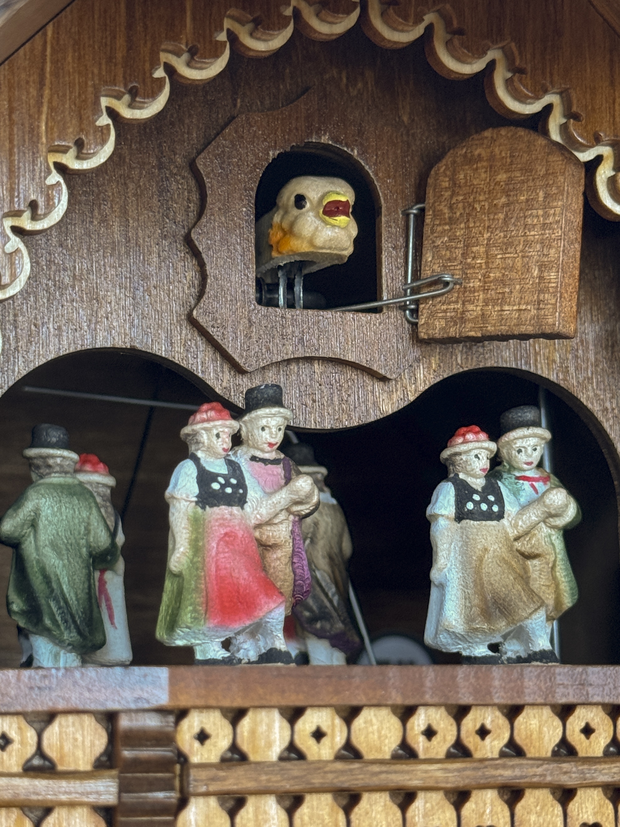 TRADITION - Kuckucksuhr "132 Jahre" von Rombach & Haas