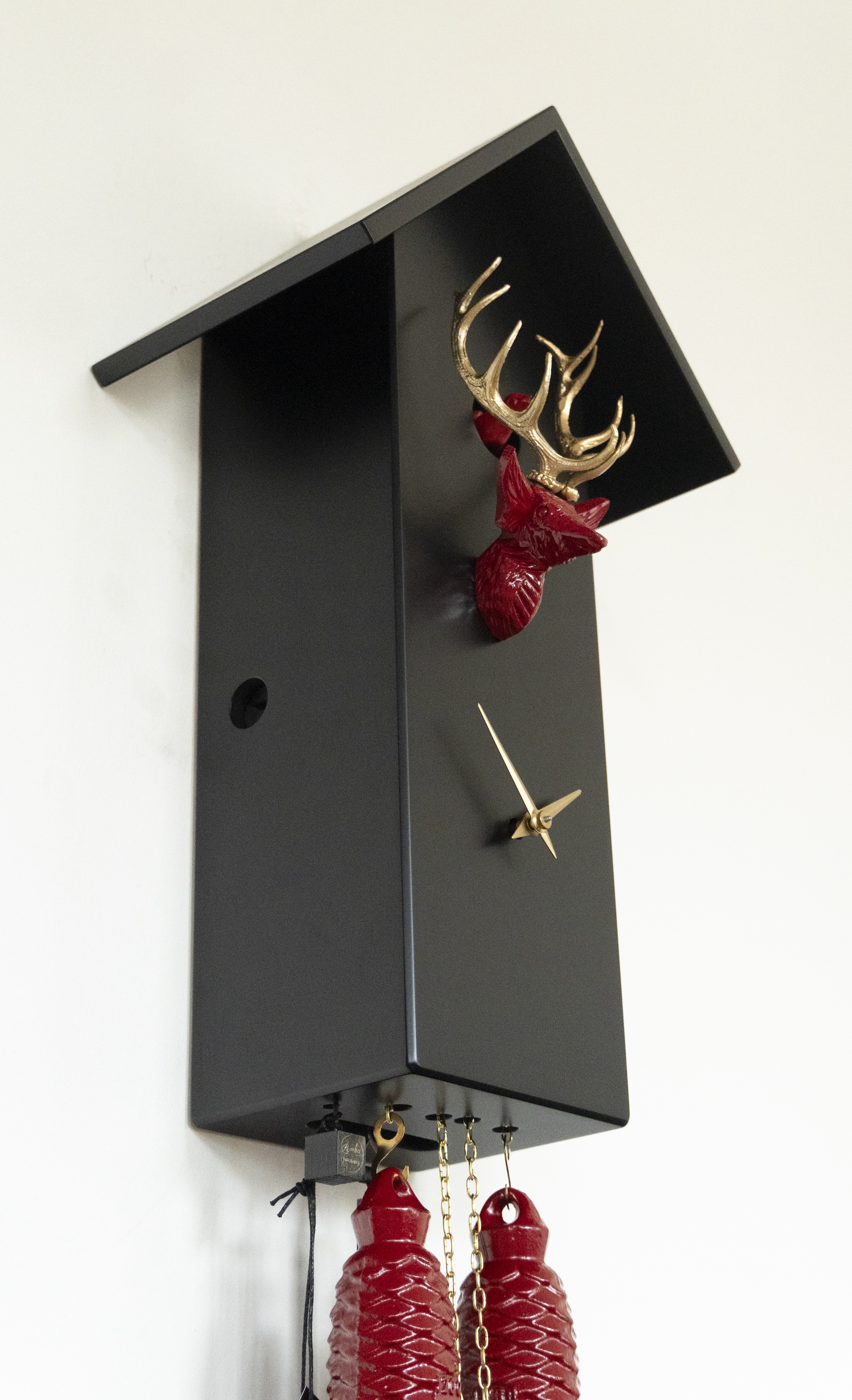 CLASSIC - Design Kuckucksuhr (schwarz/rot/gold) Rombach & Haas