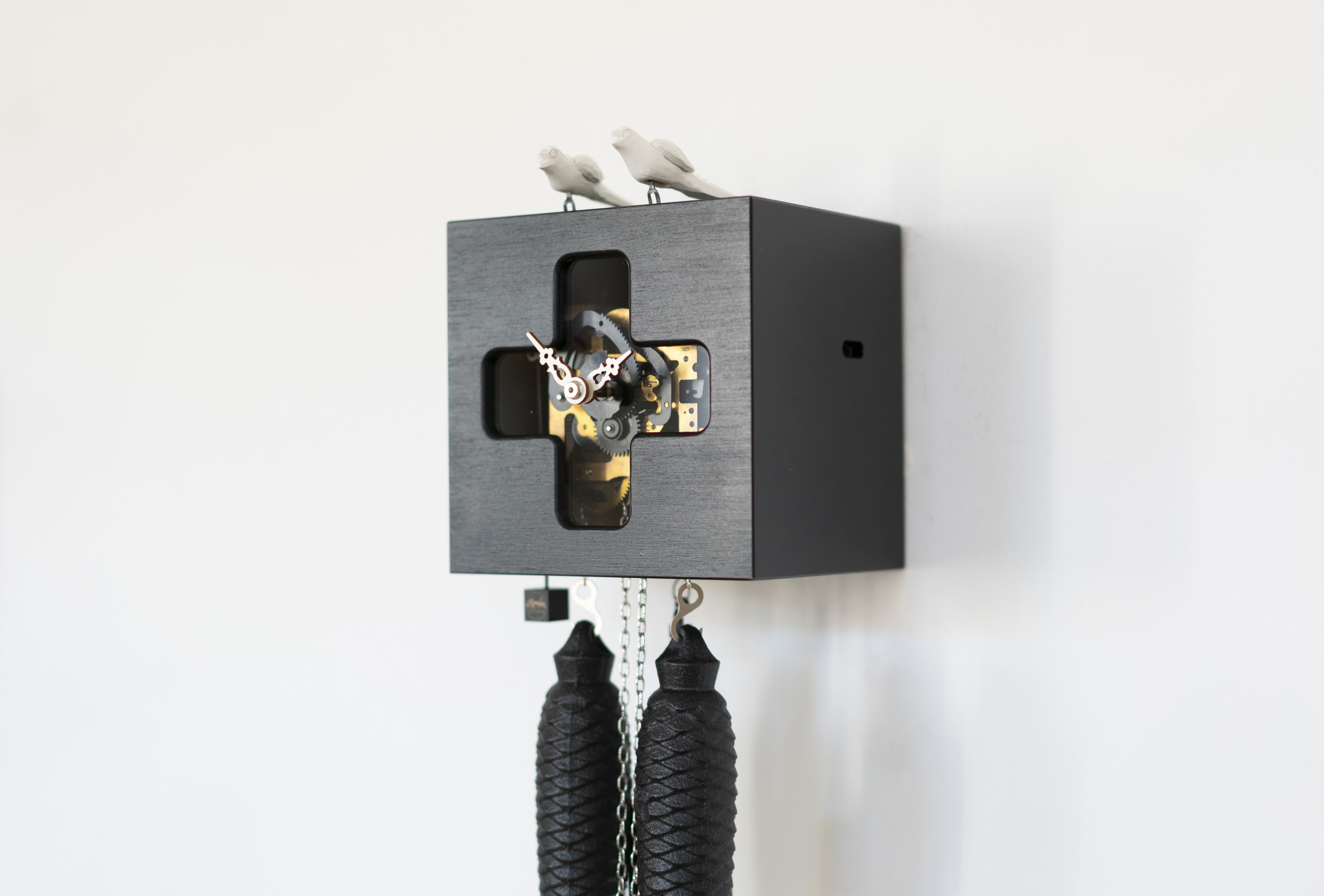 DUETT - Design Kuckucksuhr (schwarz / Einblick in die Mechanik) Rombach & Haas