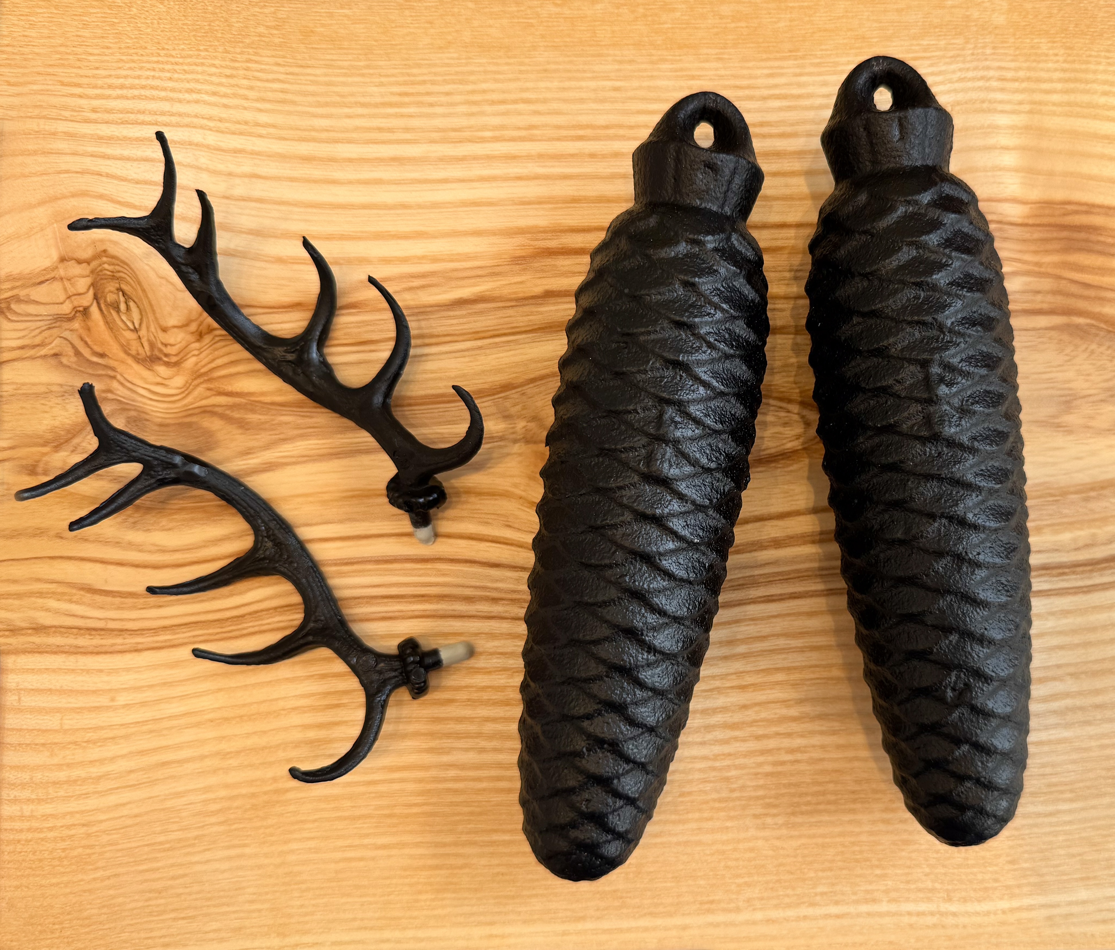 Geweihe / Gewichte (schwarz)  (für 8-Tag-Kuckucksuhren)